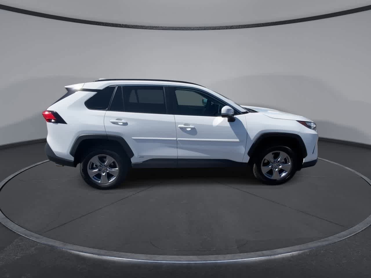 Thumbnail: 2024 Toyota RAV4 - 9