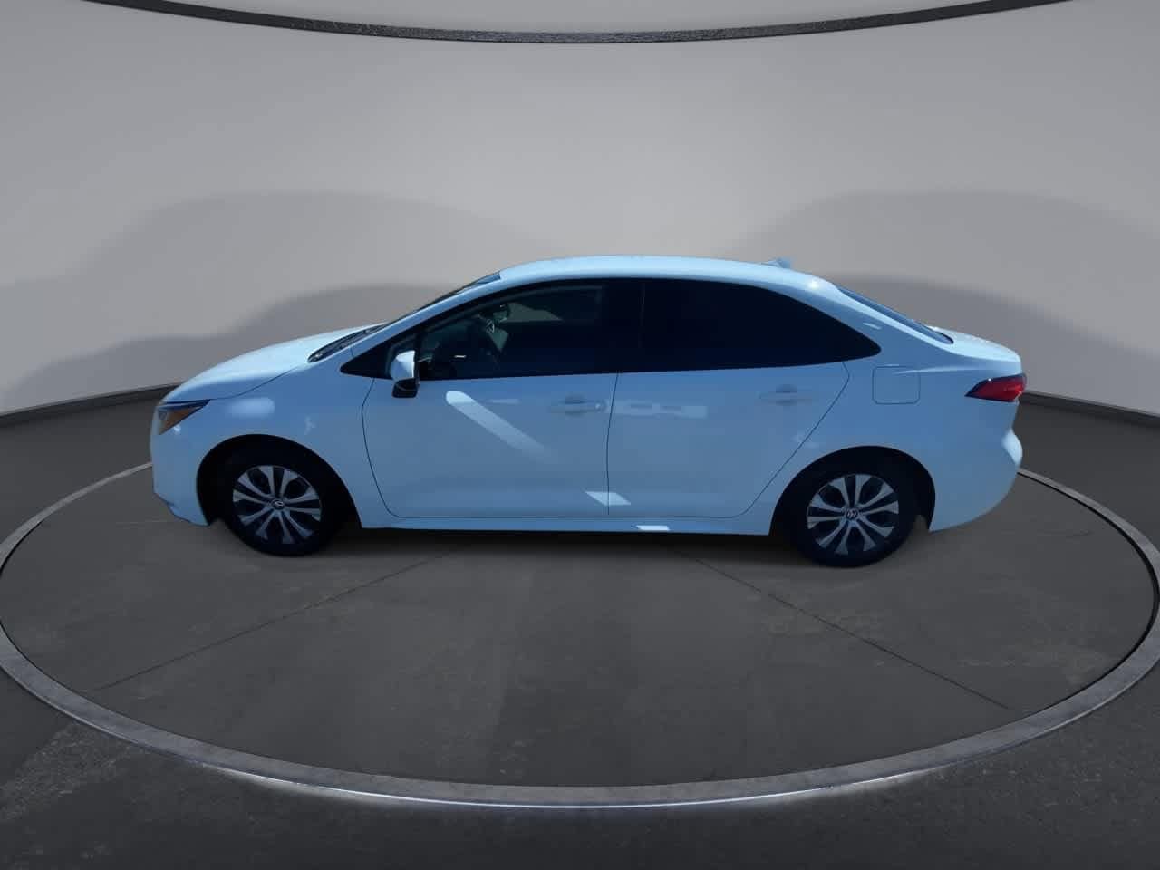 Thumbnail: 2022 Toyota Corolla - 5