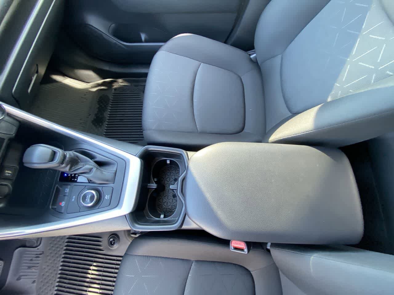 Thumbnail: 2025 Toyota RAV4 - 20