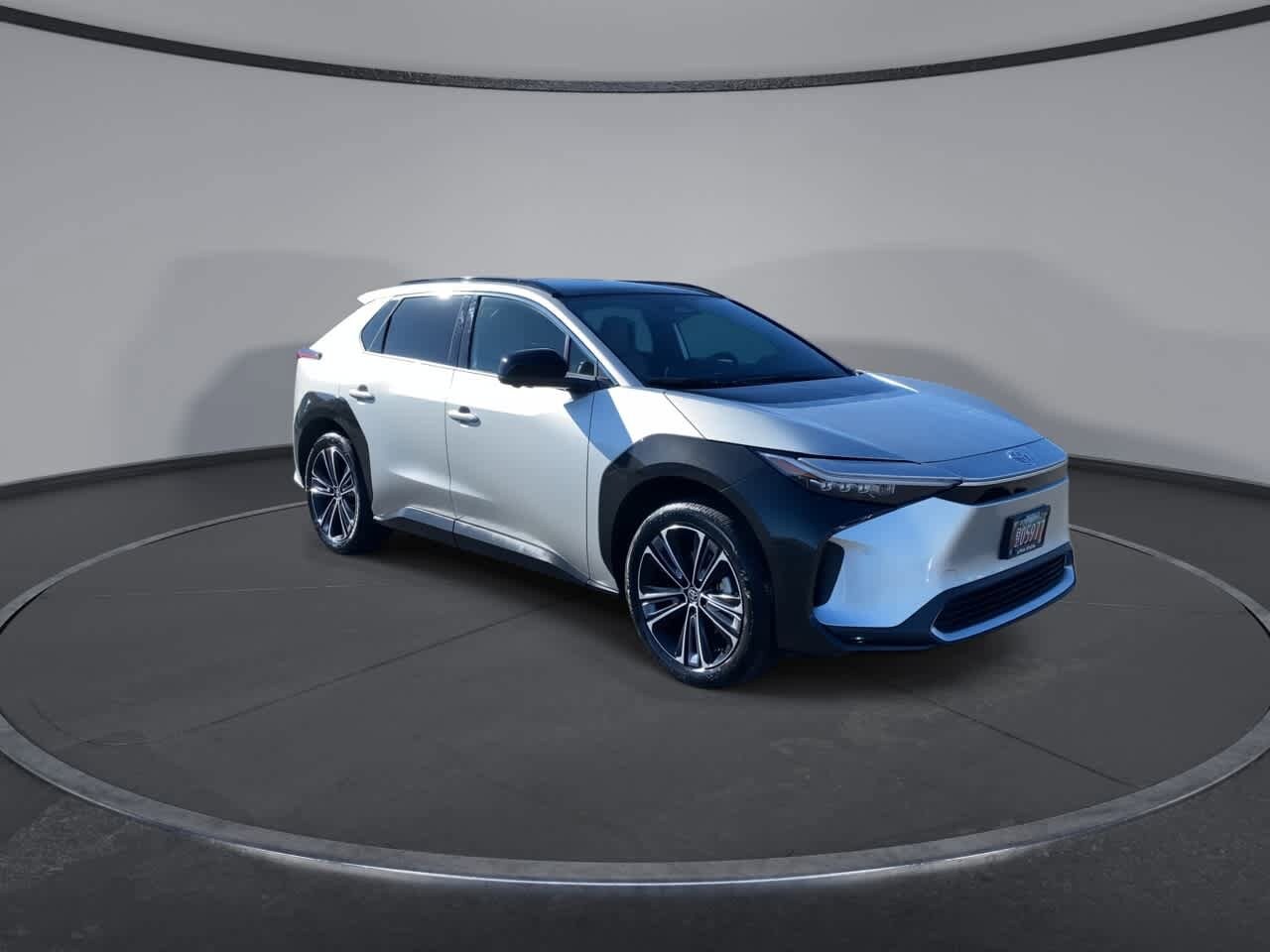 2023 Toyota bZ4X Limited photo 2