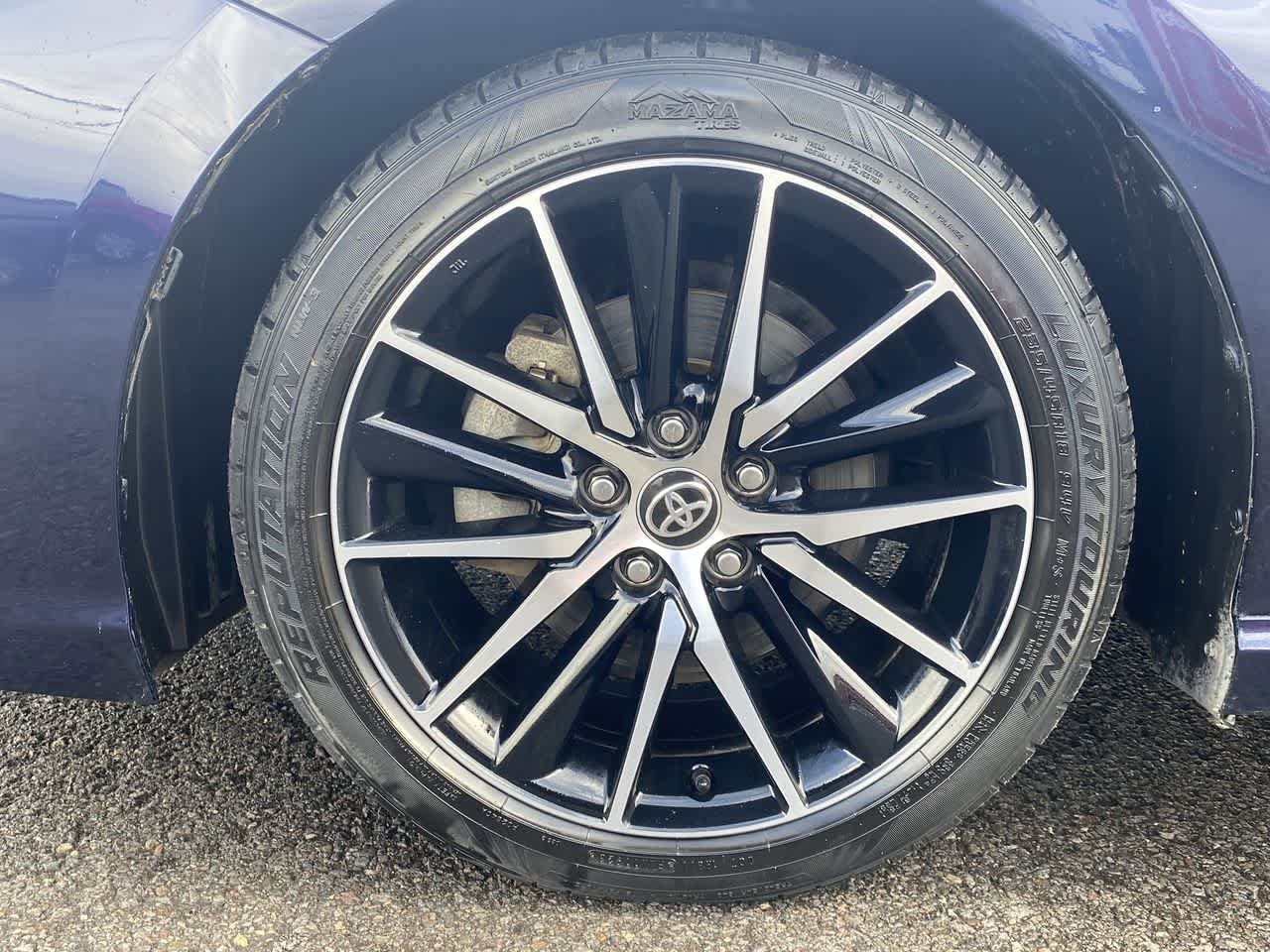 Thumbnail: 2021 Toyota Camry - 10