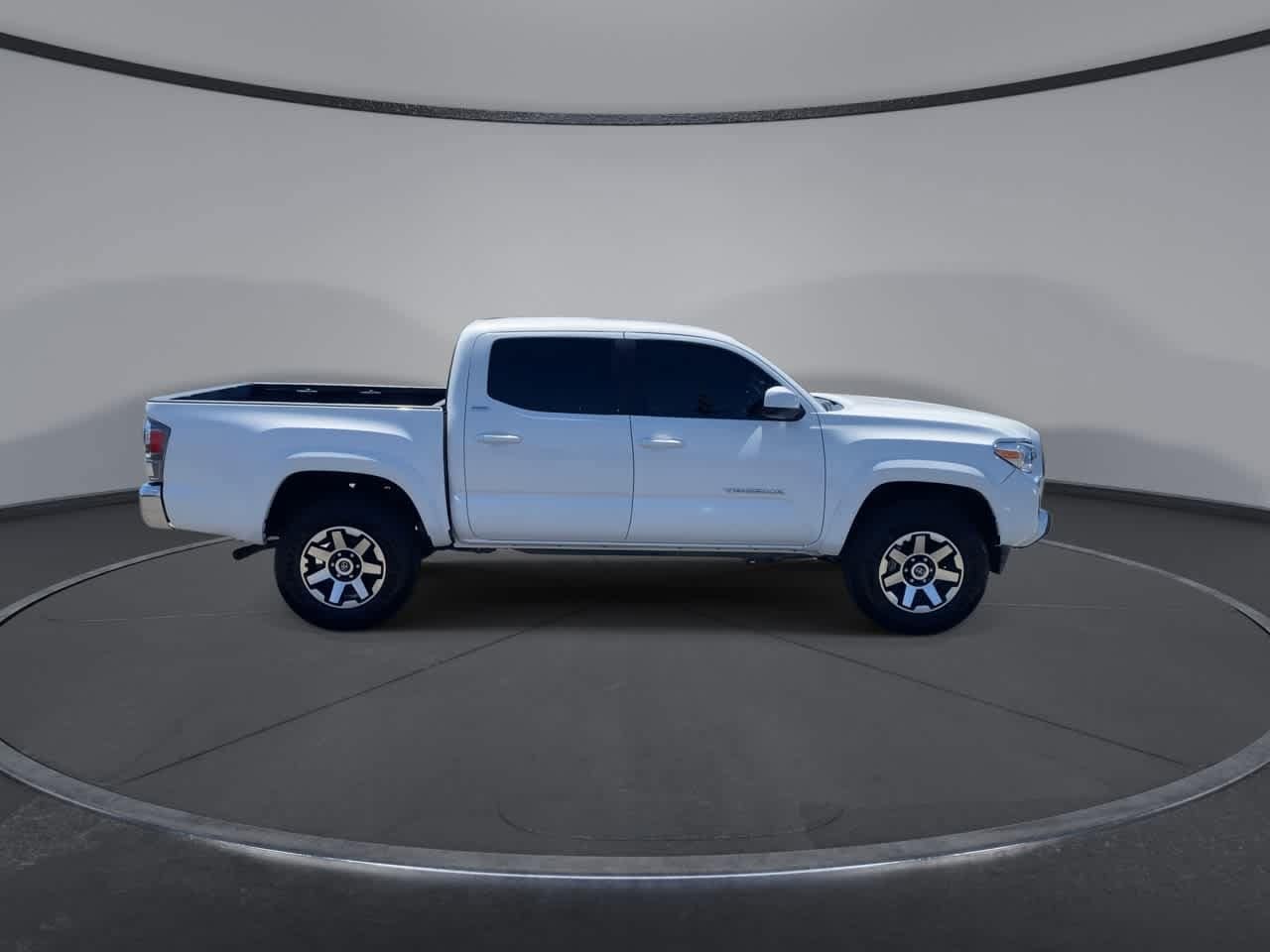 Thumbnail: 2022 Toyota Tacoma - 2