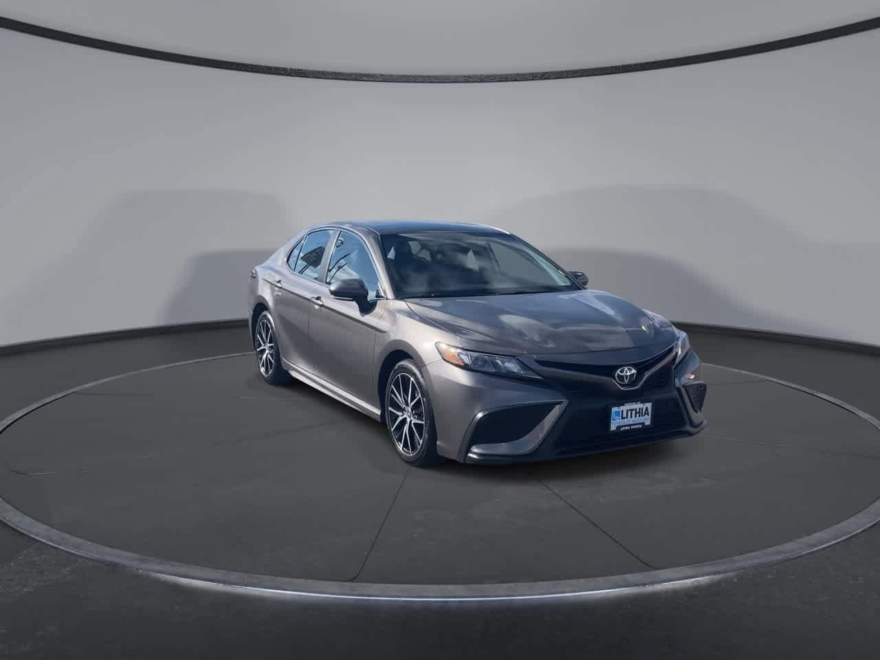 Thumbnail: 2024 Toyota Camry - 3