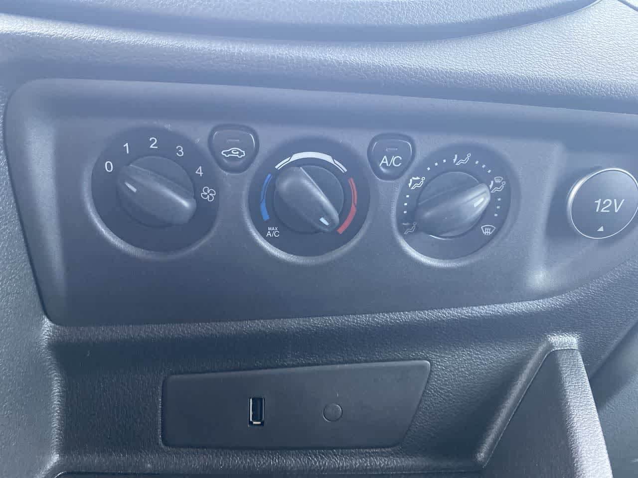 Thumbnail: 2019 Ford Transit Series - 18