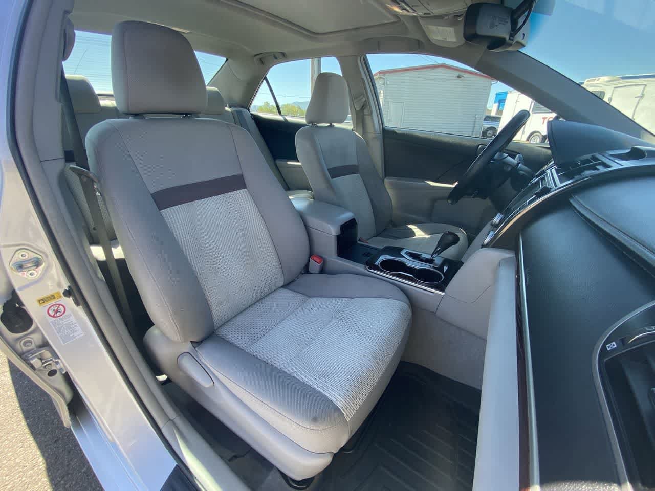 2014 Toyota Camry XLE - Photo 24