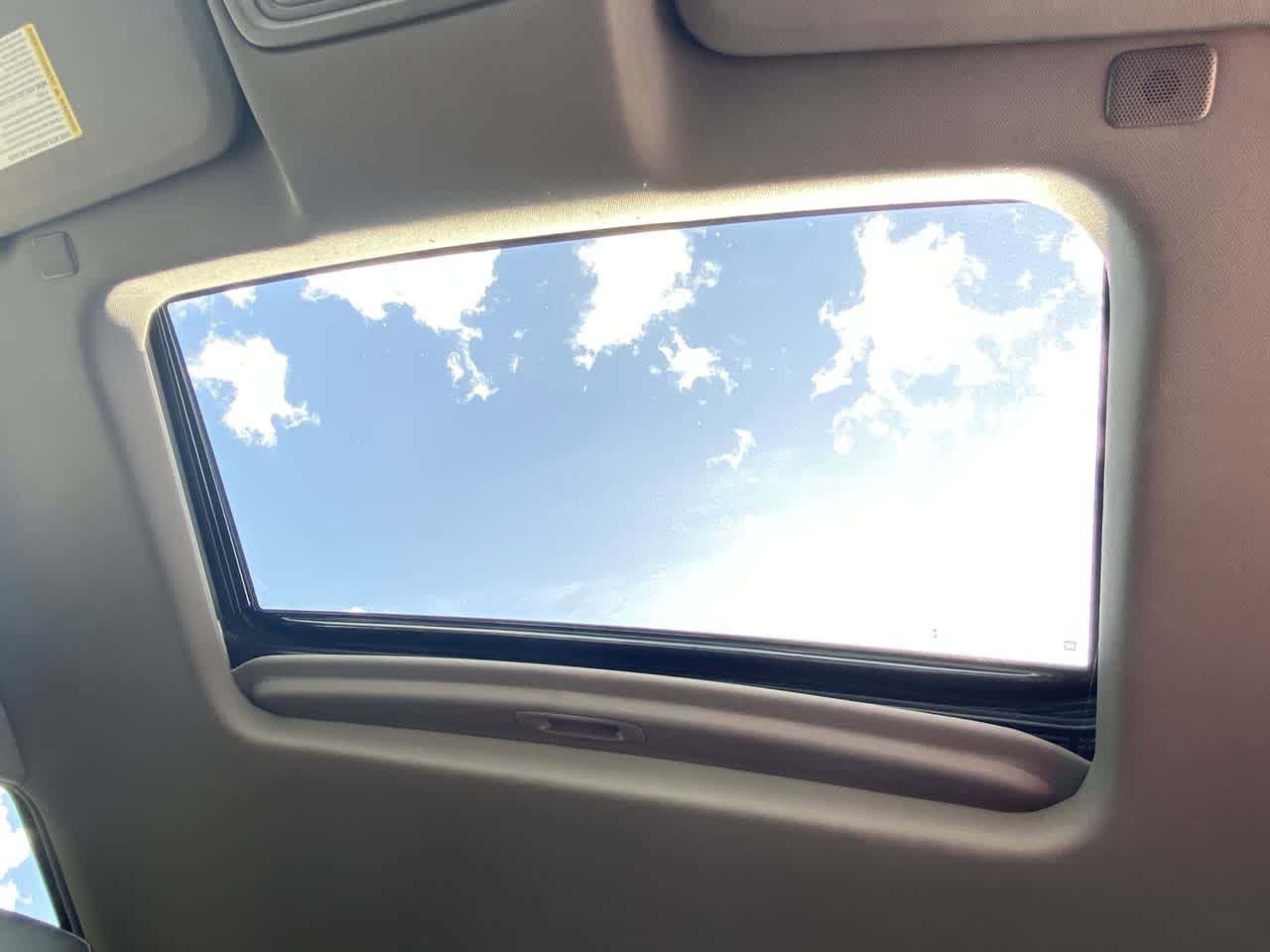 Thumbnail: 2022 Chevrolet Silverado 1500 - 21