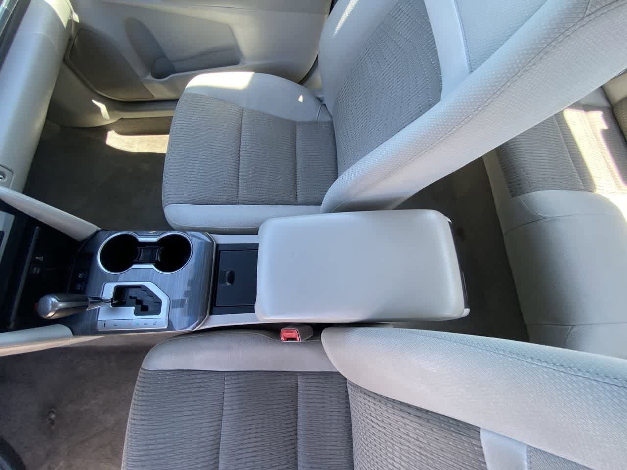 Thumbnail: 2013 Toyota Camry - 19