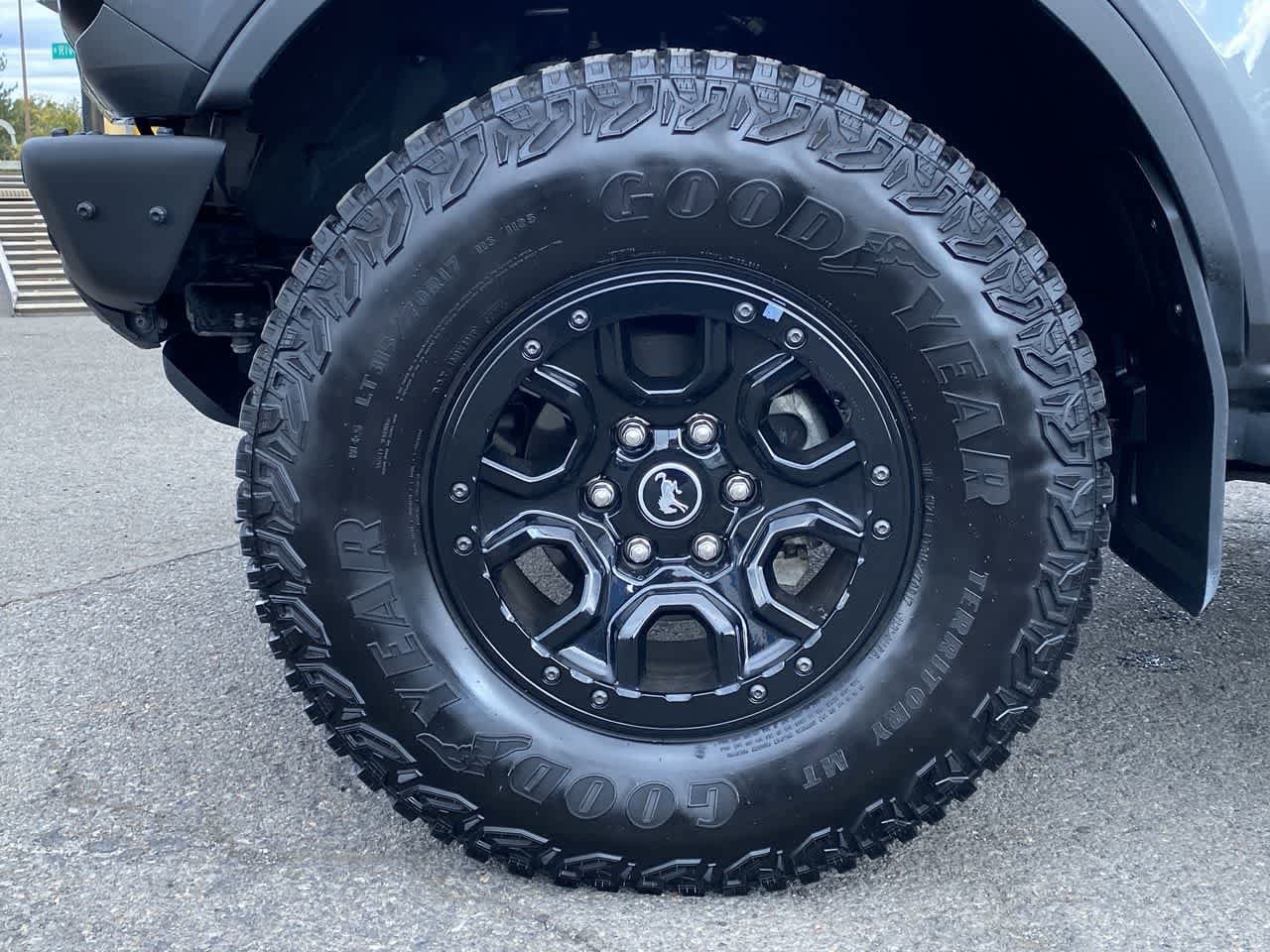 Thumbnail: 2023 Ford Bronco - 10