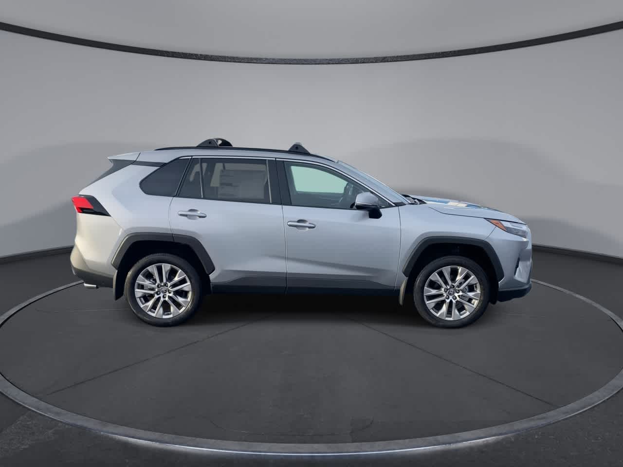 Thumbnail: 2025 Toyota RAV4 - 9