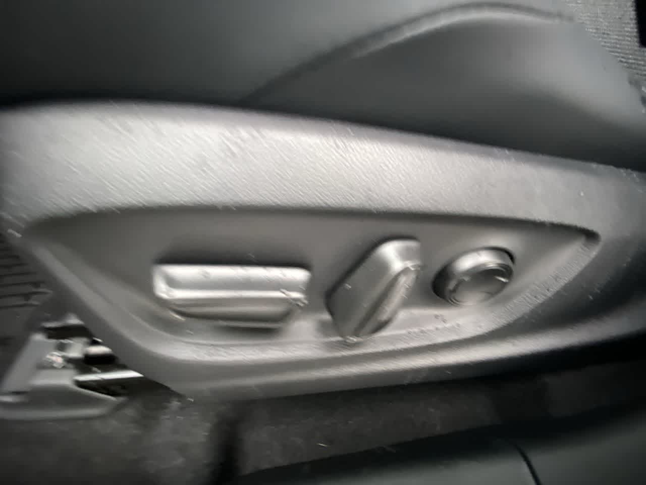 Thumbnail: 2026 Toyota bZ - 12