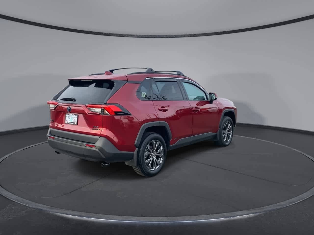 Thumbnail: 2024 Toyota RAV4 - 8