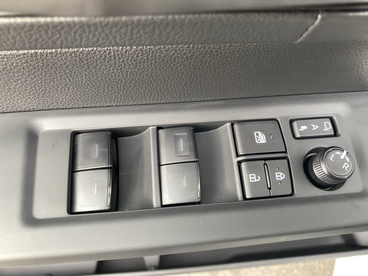 Thumbnail: 2026 Toyota Tundra - 13