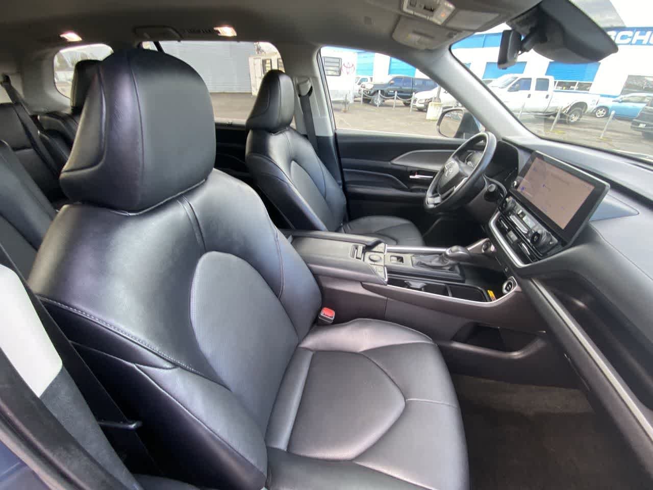 Thumbnail: 2025 Toyota Grand Highlander - 24