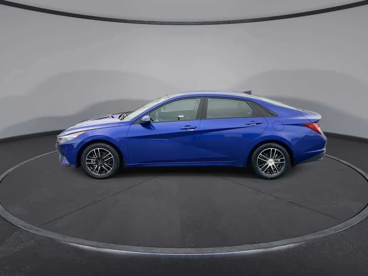 Thumbnail: 2023 Hyundai Elantra - 5