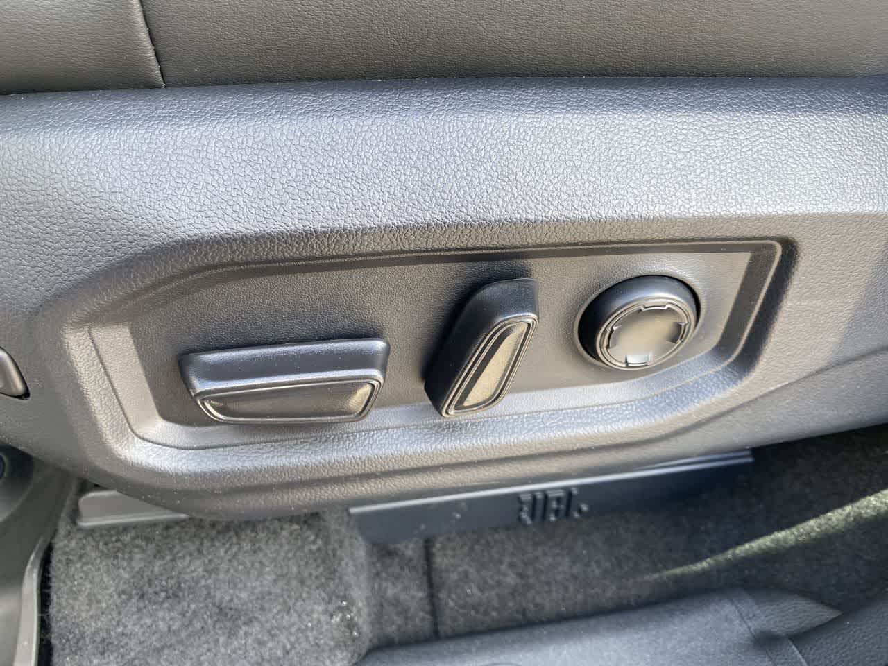 Thumbnail: 2025 Toyota Tundra - 12