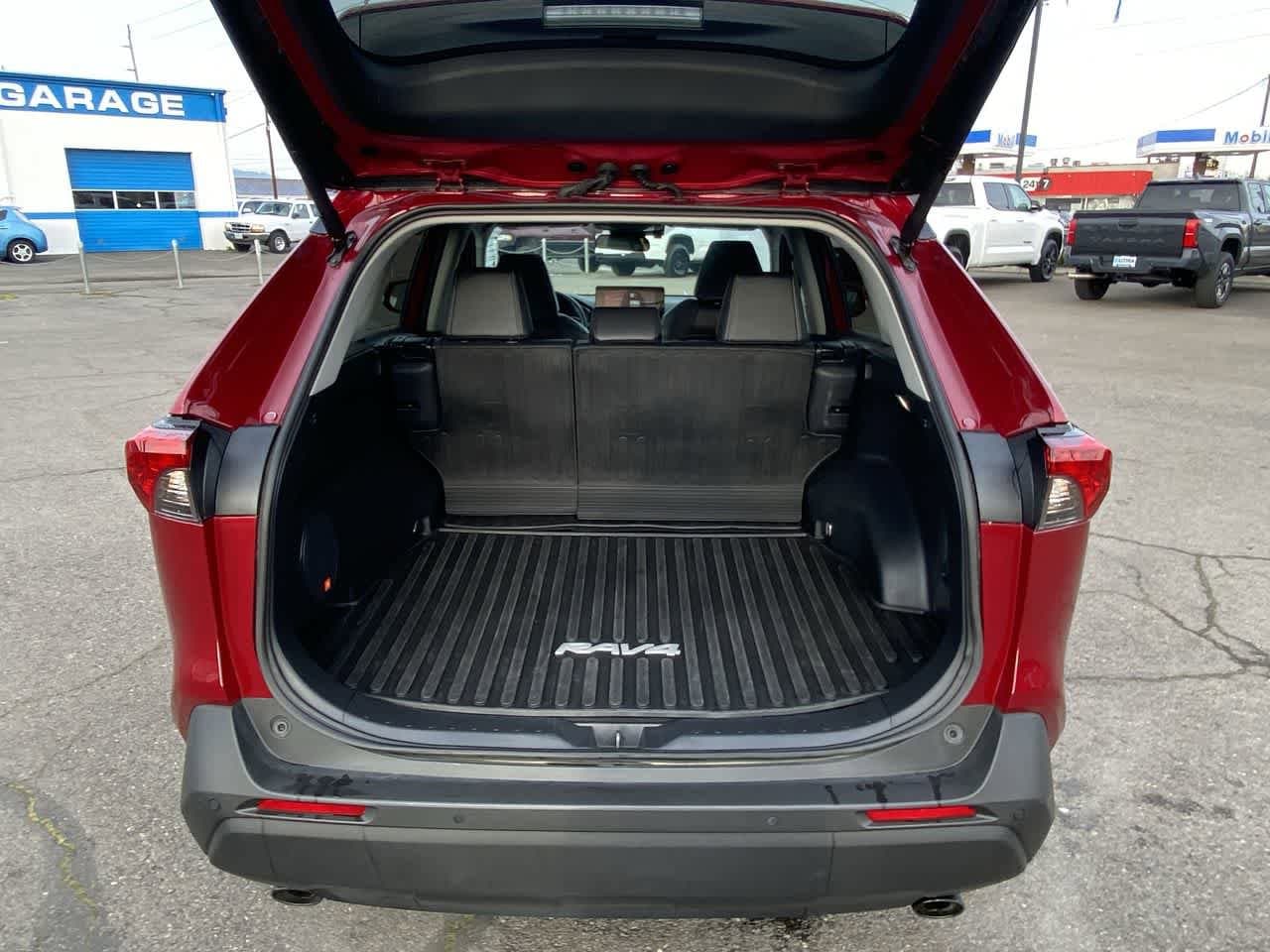 Thumbnail: 2024 Toyota RAV4 - 23