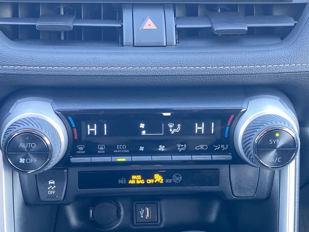 Thumbnail: 2025 Toyota RAV4 - 18