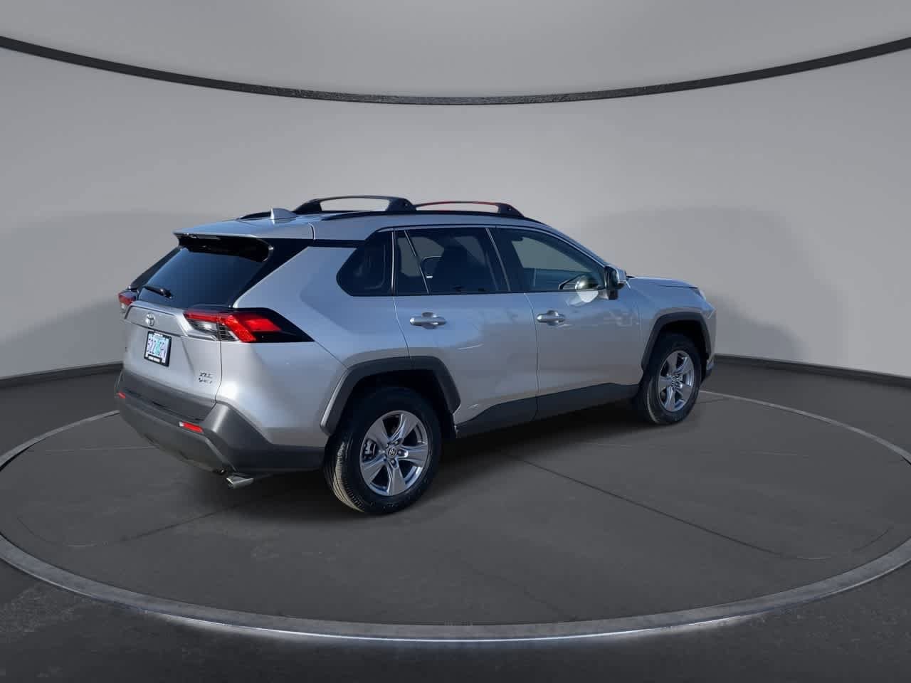 Thumbnail: 2025 Toyota RAV4 - 8