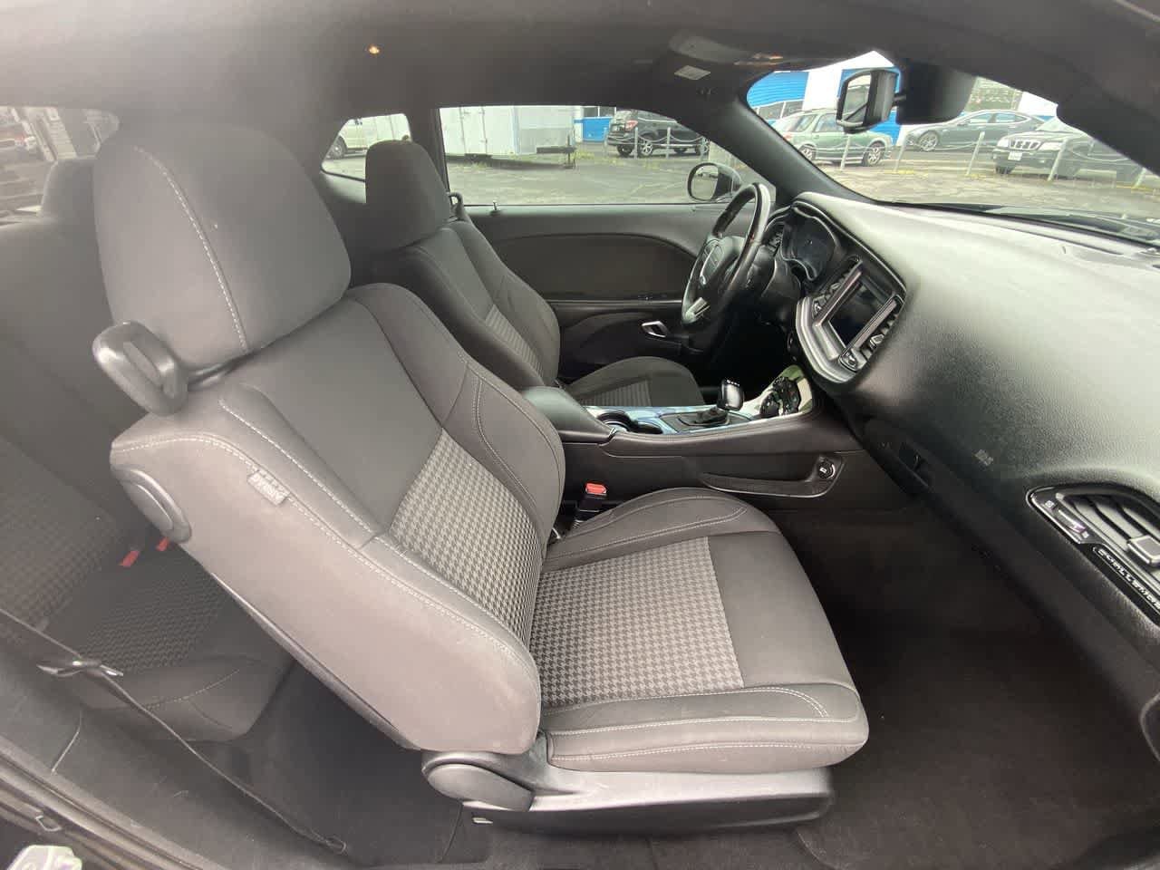 Thumbnail: 2019 Dodge Challenger - 23