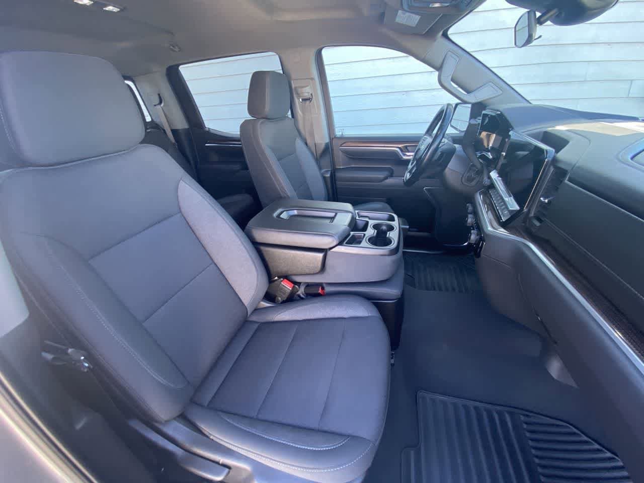 Thumbnail: 2025 Chevrolet Silverado 1500 - 24