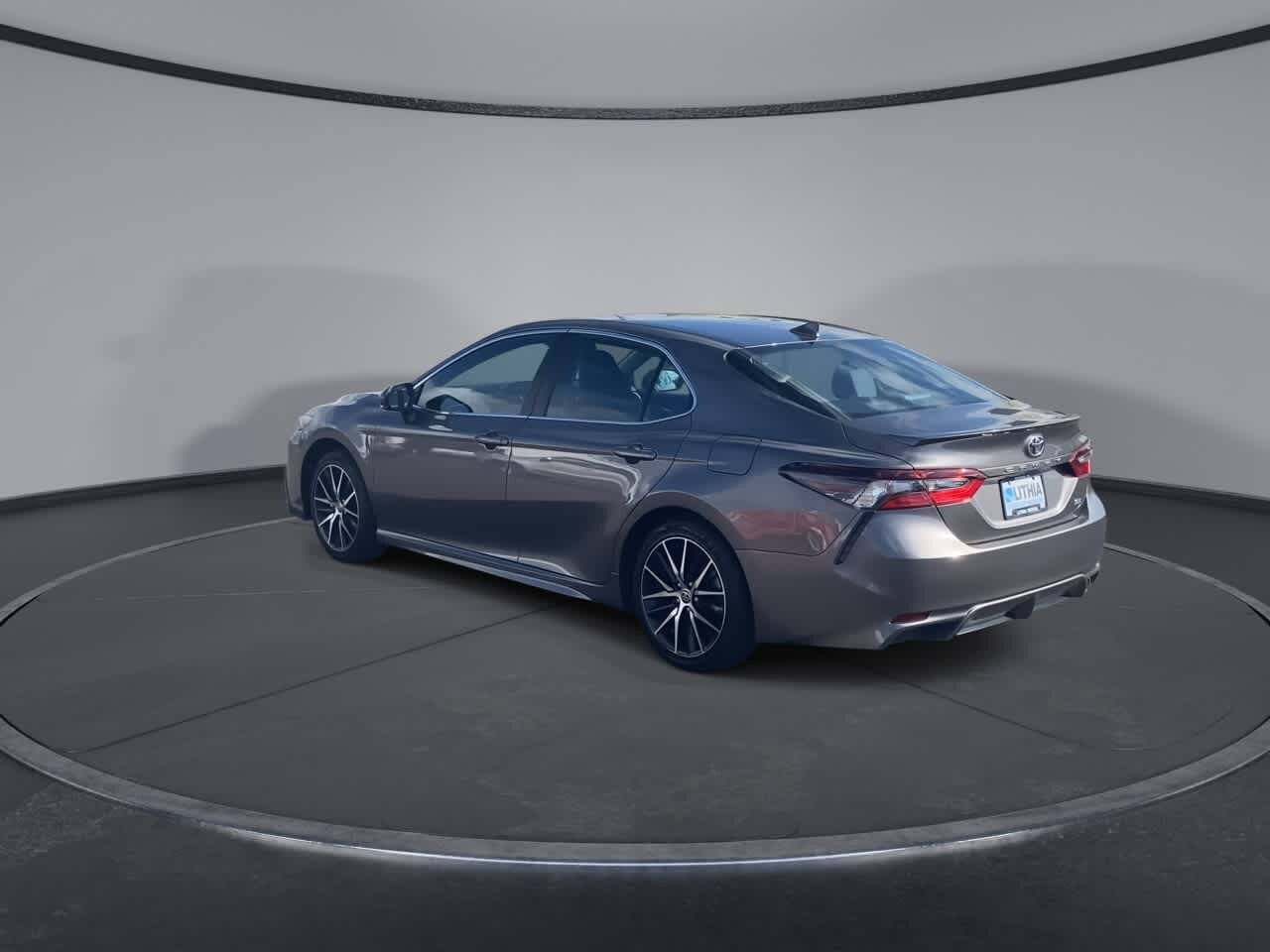 Thumbnail: 2024 Toyota Camry - 7