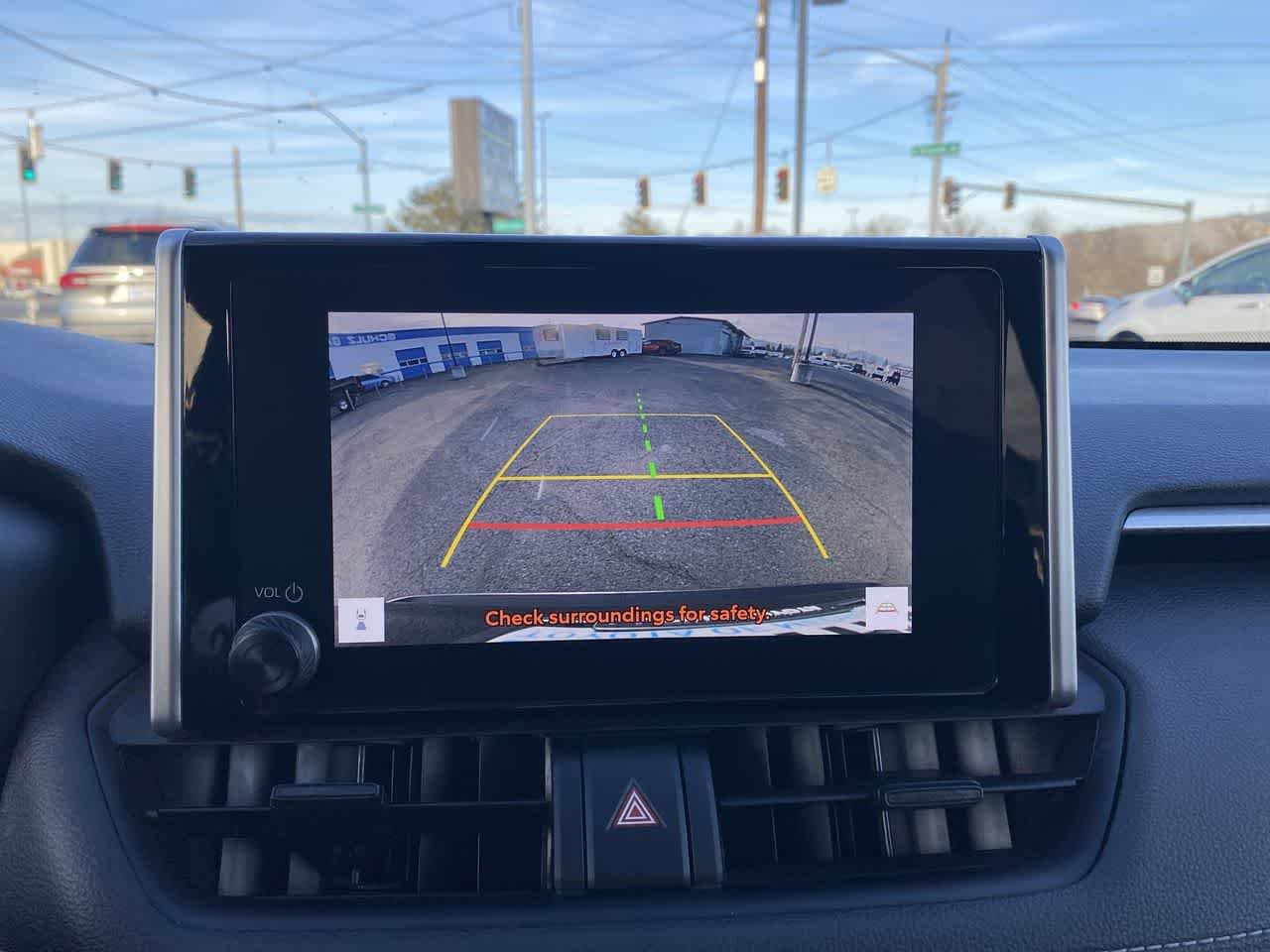 Thumbnail: 2024 Toyota RAV4 - 17