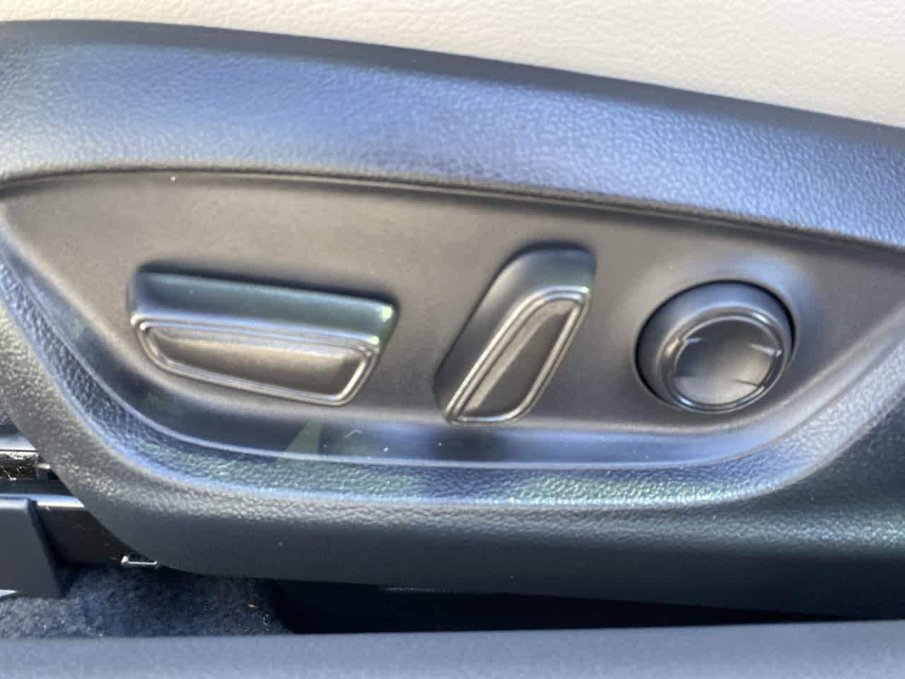 Thumbnail: 2024 Toyota Camry - 12