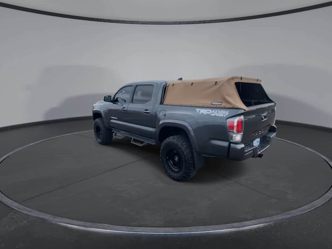 Thumbnail: 2020 Toyota Tacoma - 6