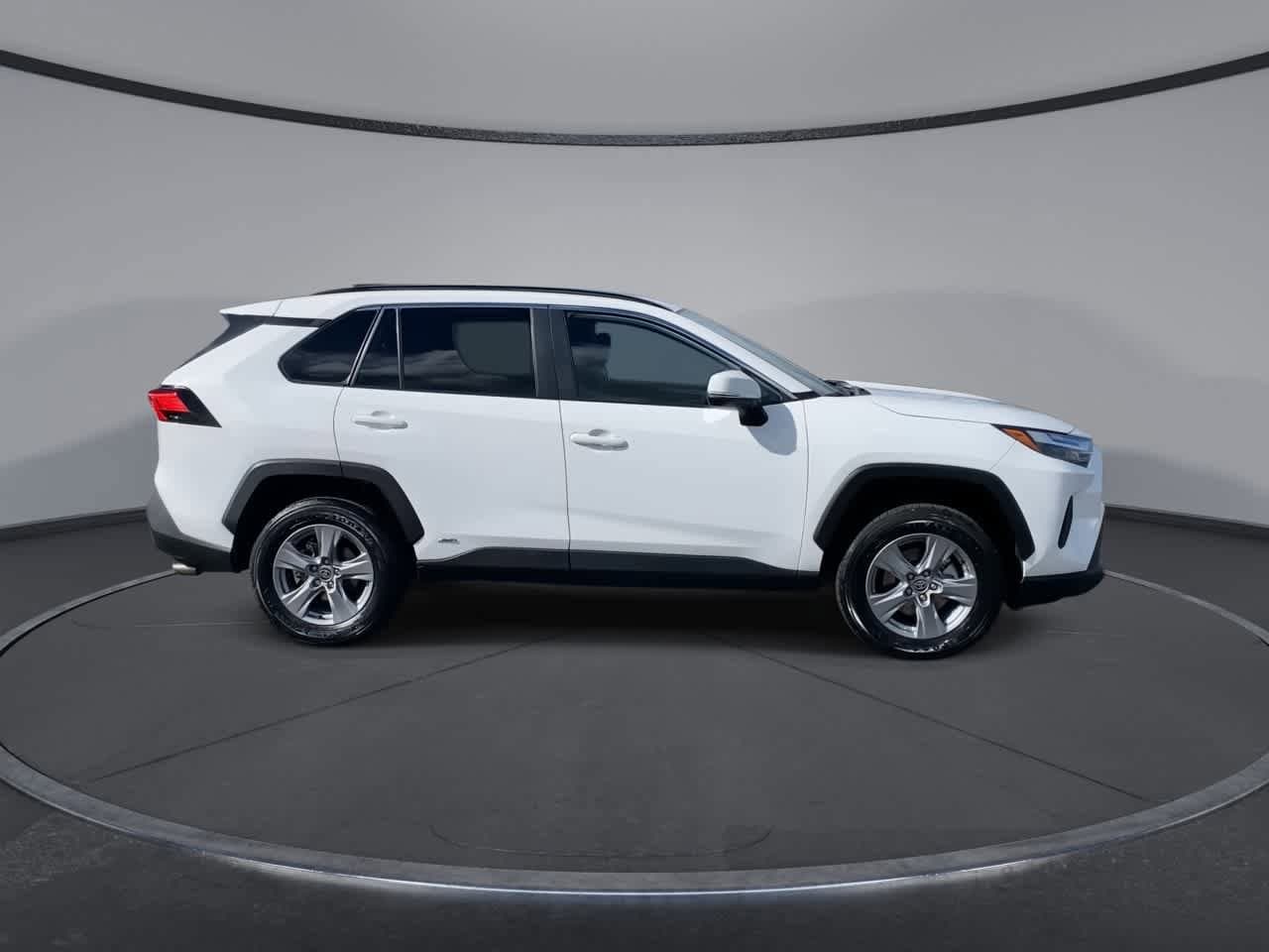 Thumbnail: 2025 Toyota RAV4 - 9