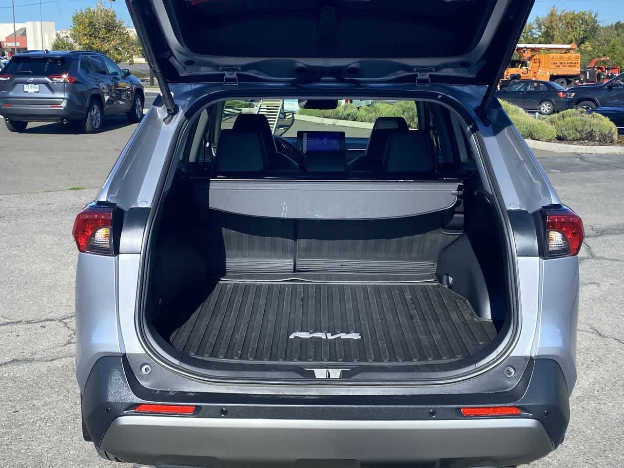 Thumbnail: 2024 Toyota RAV4 - 23