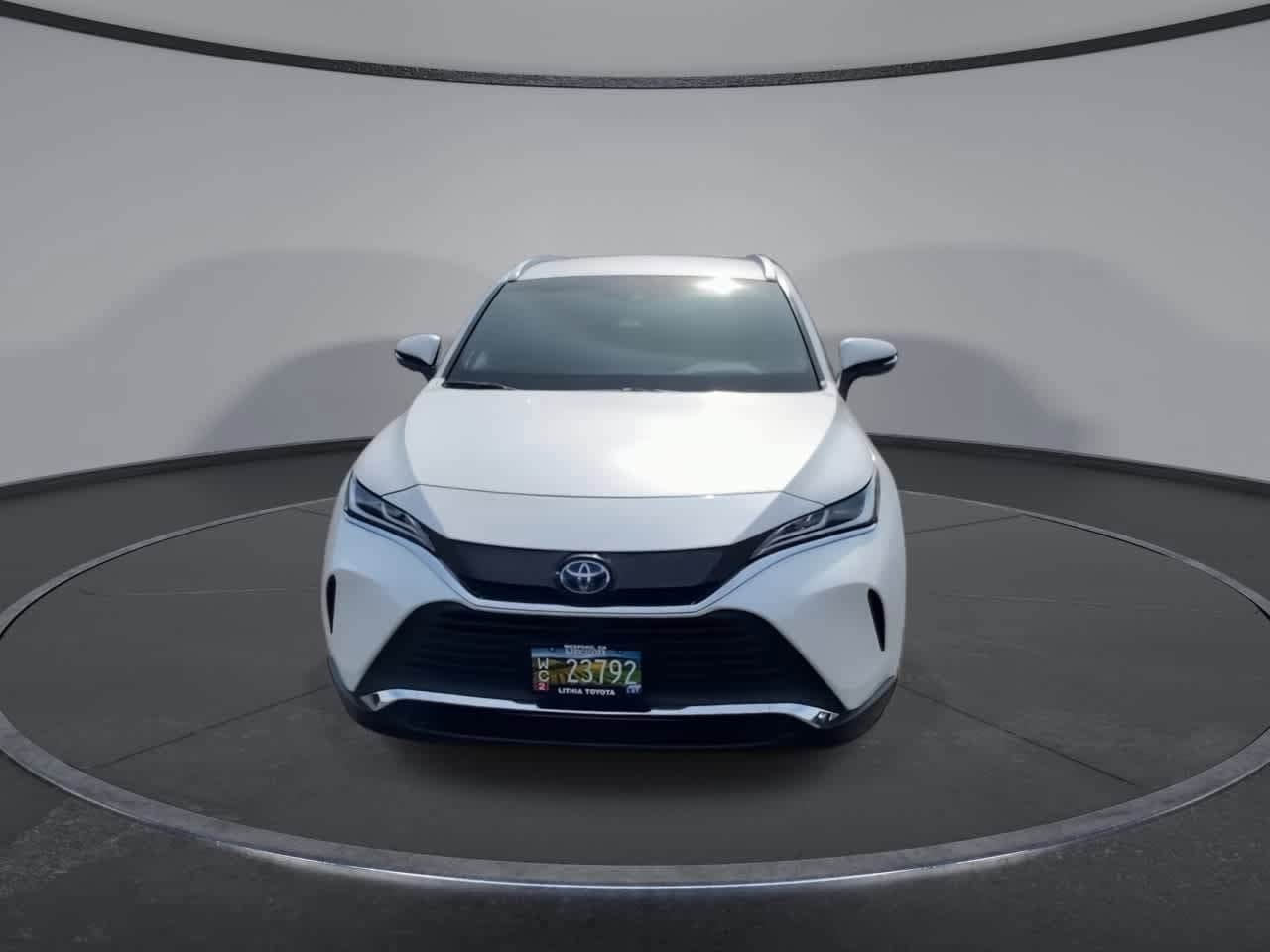 Thumbnail: 2021 Toyota Venza - 3
