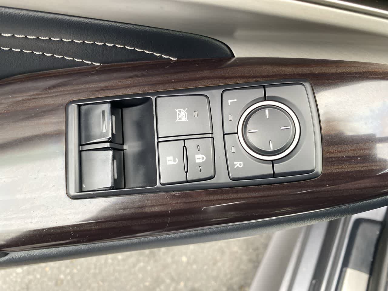 Thumbnail: 2015 Lexus RC - 13