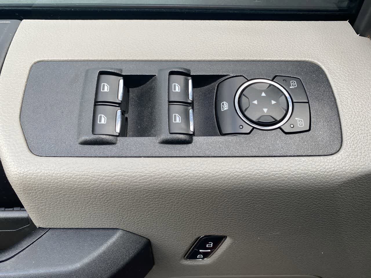 Thumbnail: 2018 Ford F-150 - 13