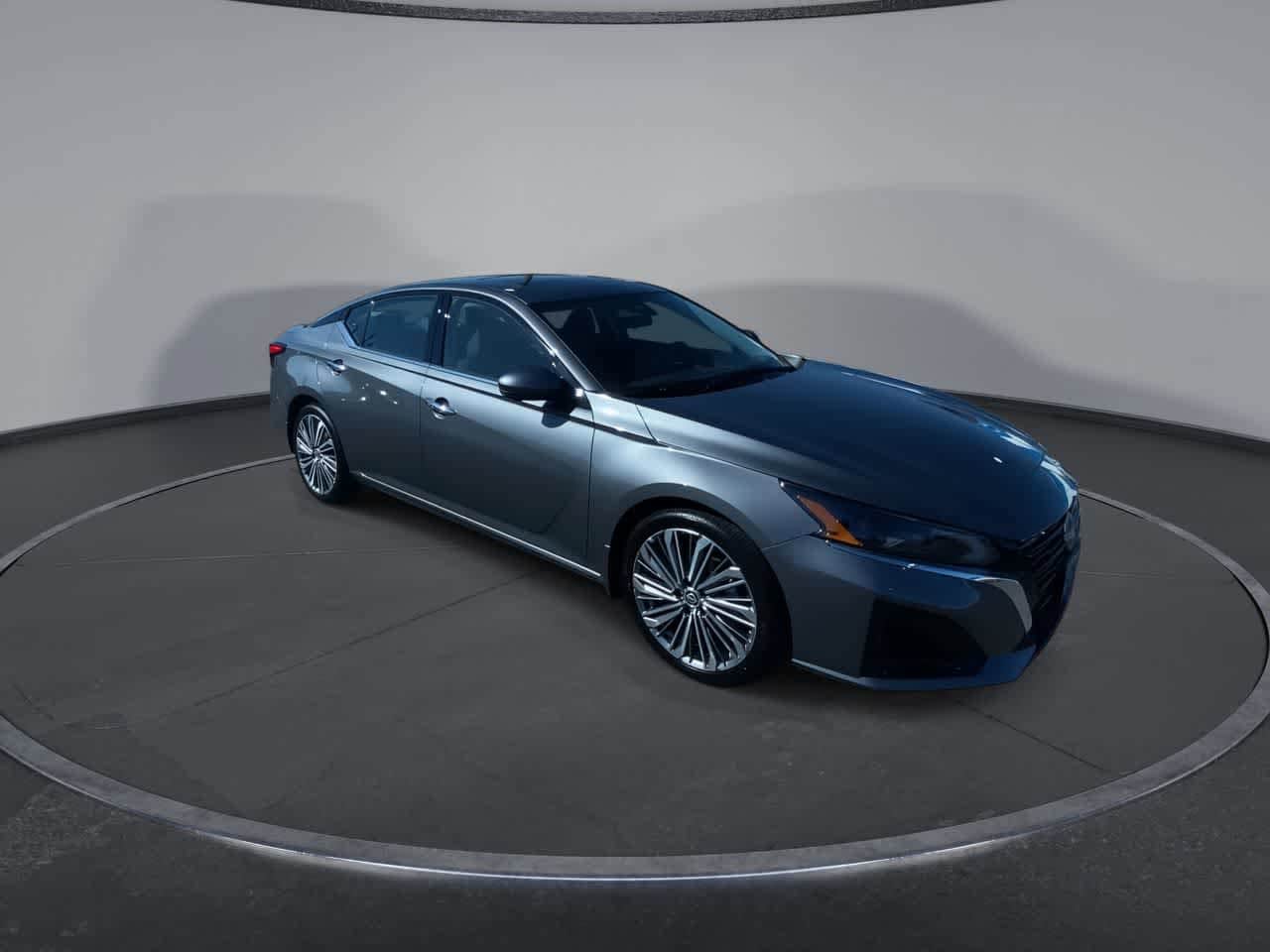 Used 2024 Nissan Altima SL with VIN 1N4BL4EV9RN411401 for sale in Medford, OR