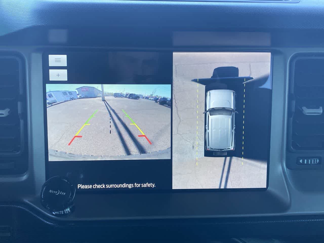 Thumbnail: 2021 Ford Bronco - 17