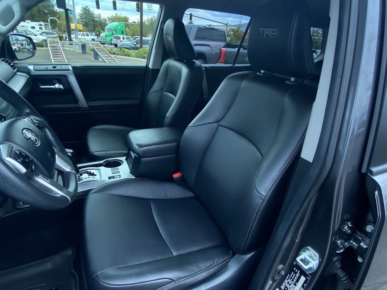 Thumbnail: 2023 Toyota 4Runner - 11