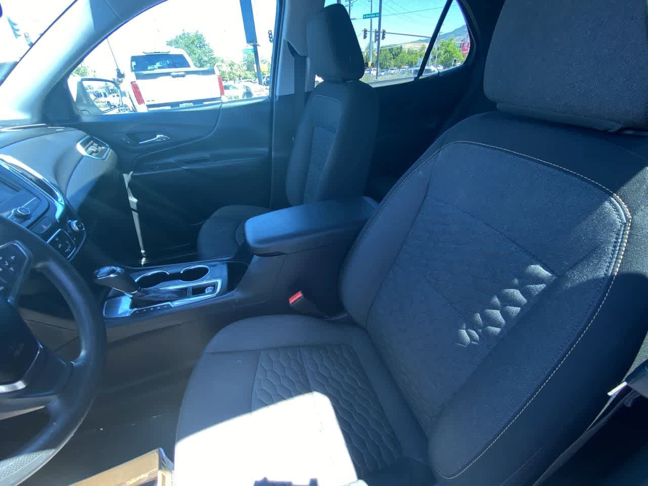 Thumbnail: 2021 Chevrolet Equinox - 11