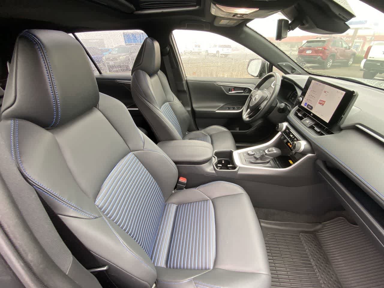 Thumbnail: 2024 Toyota RAV4 - 24