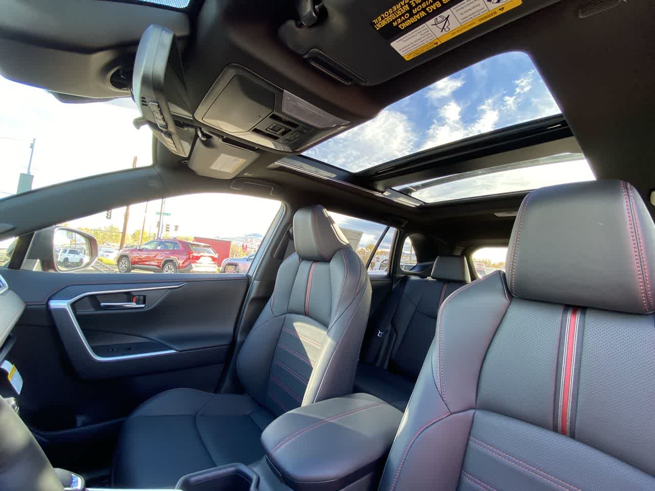 Thumbnail: 2025 Toyota RAV4 - 21