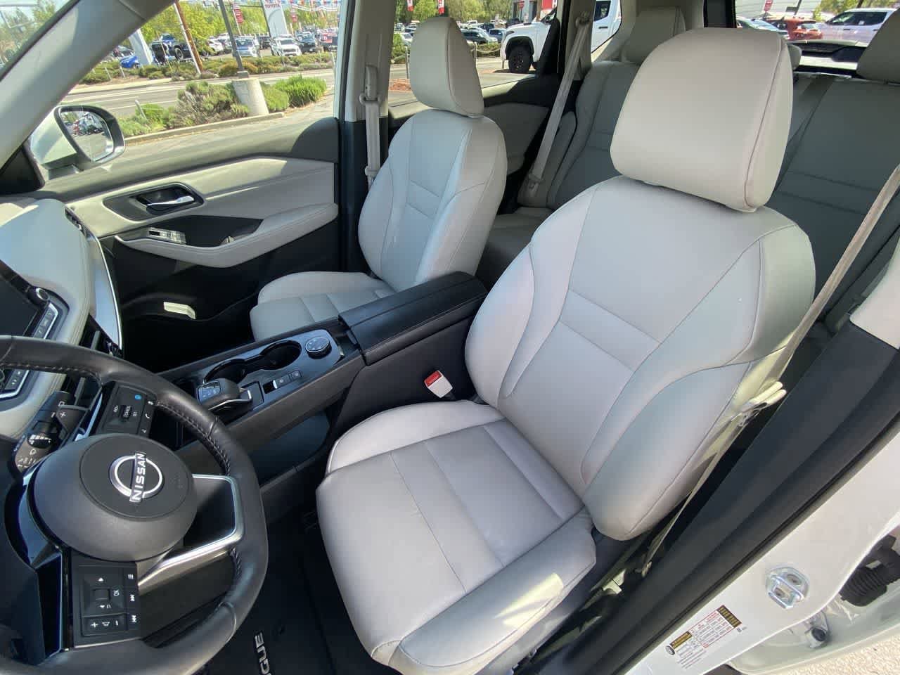 Thumbnail: 2023 Nissan Rogue - 11