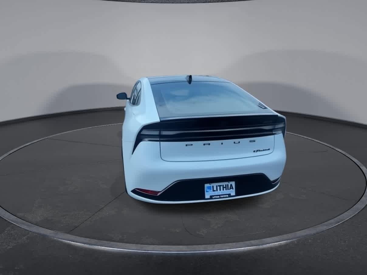 Thumbnail: 2024 Toyota Prius Prime - 7