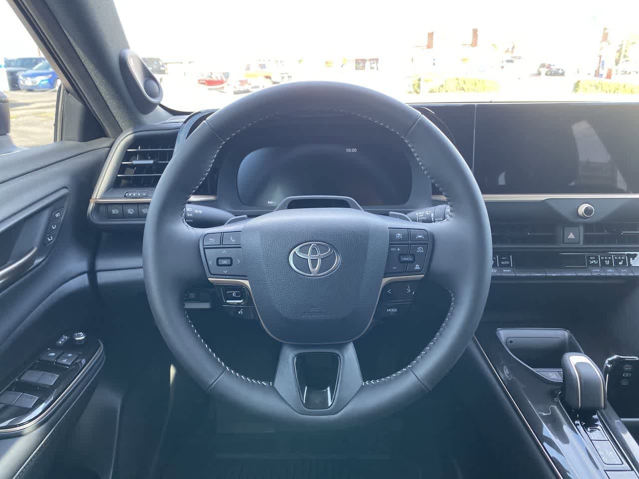 Thumbnail: 2025 Toyota Crown Signia - 14