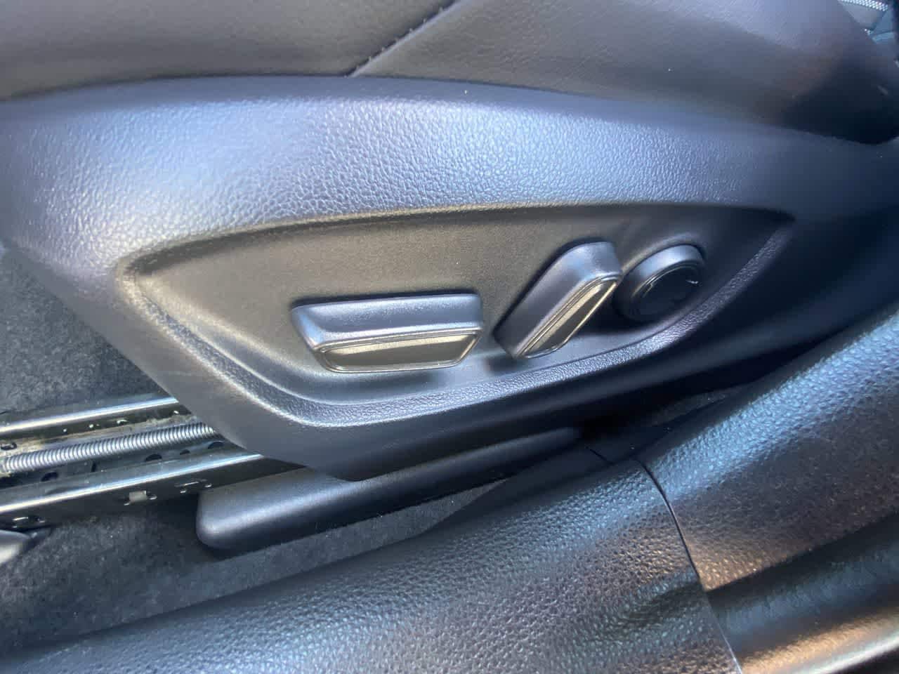 Thumbnail: 2022 Toyota Corolla - 12