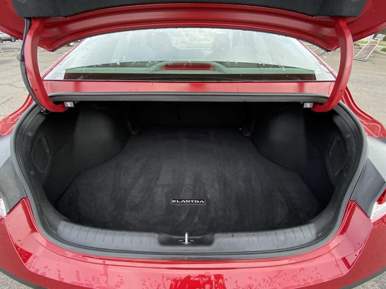 Thumbnail: 2025 Hyundai Elantra - 23