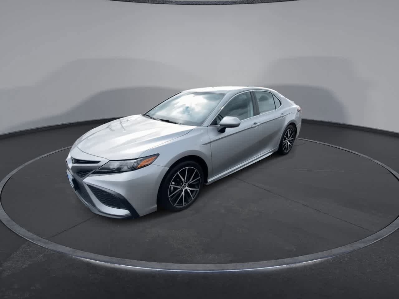Thumbnail: 2024 Toyota Camry - 4
