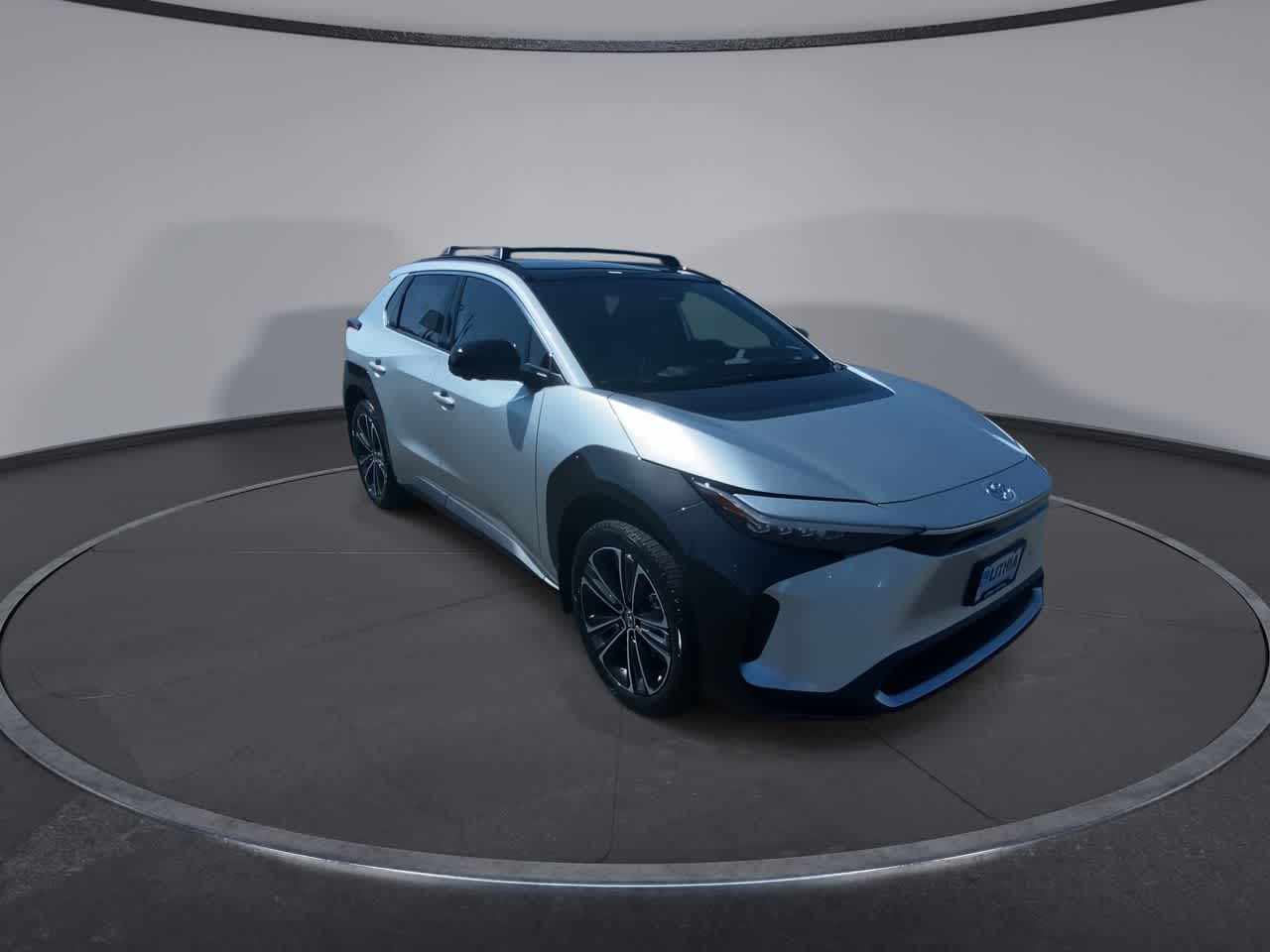 Thumbnail: 2025 Toyota bZ4X - 2