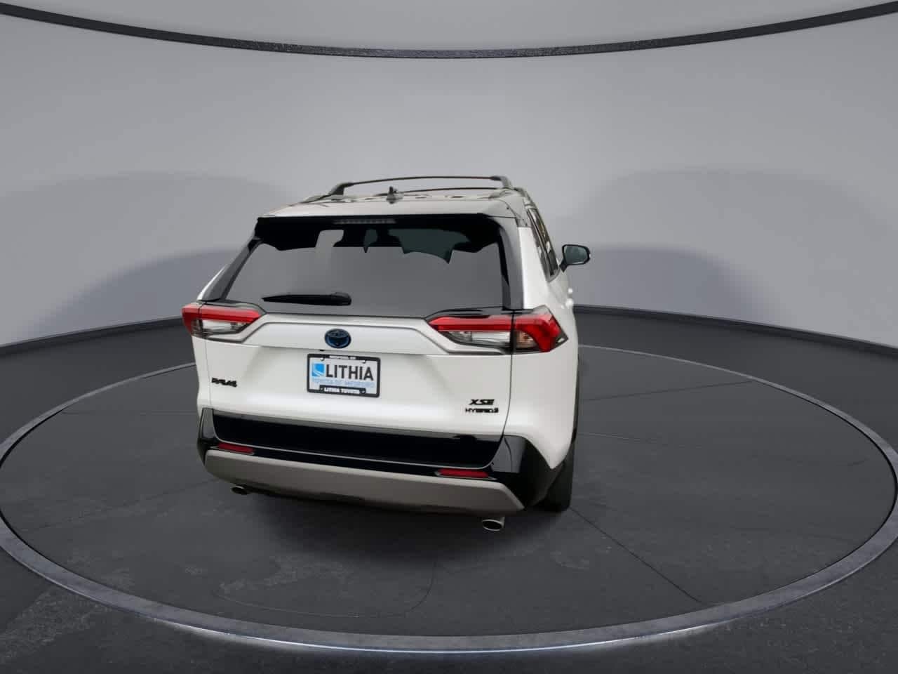 Thumbnail: 2024 Toyota RAV4 - 7