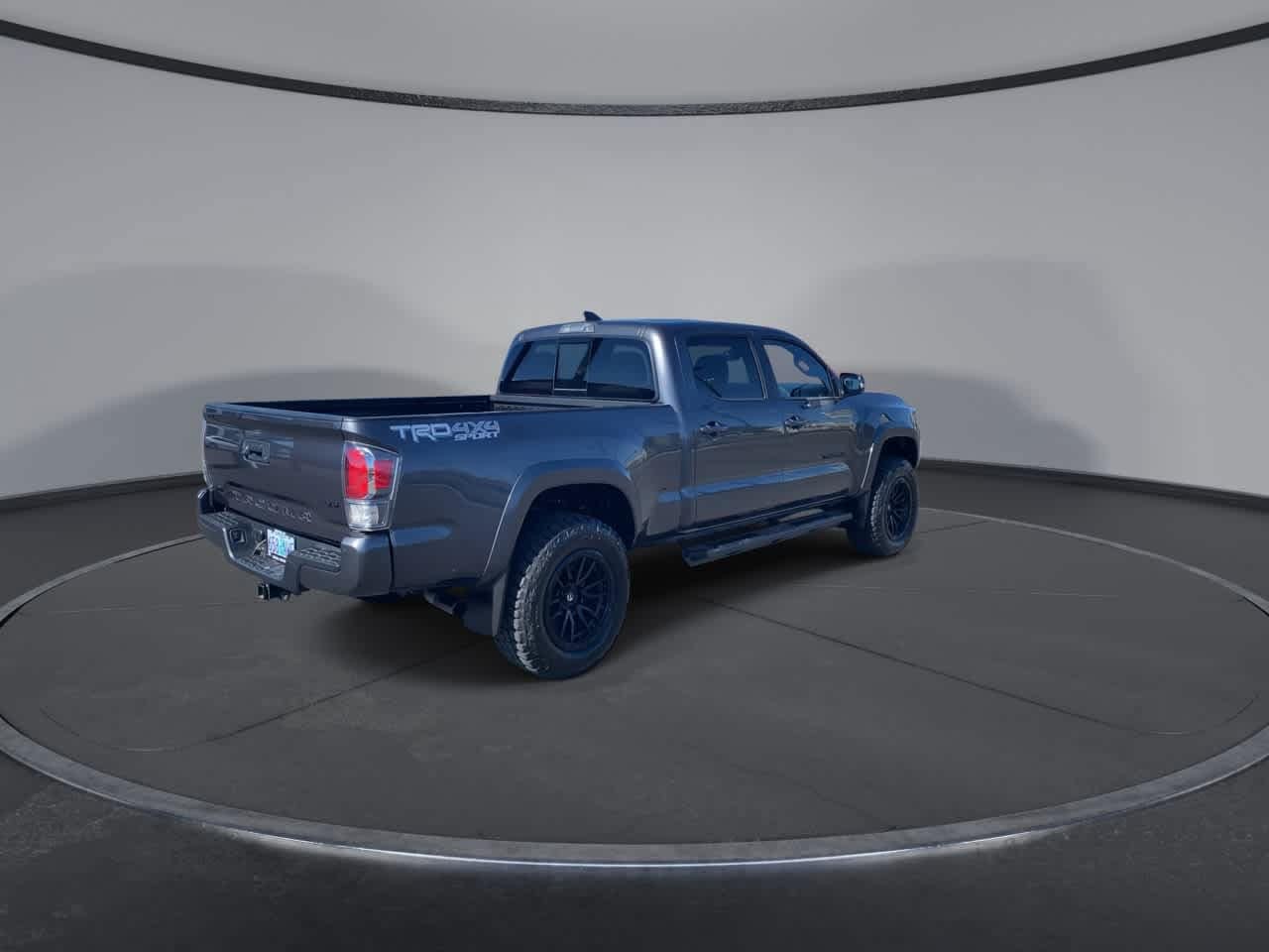 Thumbnail: 2022 Toyota Tacoma - 8