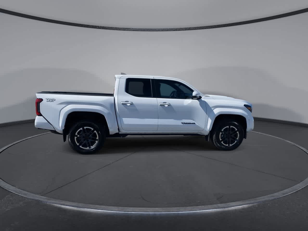 Thumbnail: 2024 Toyota Tacoma - 9