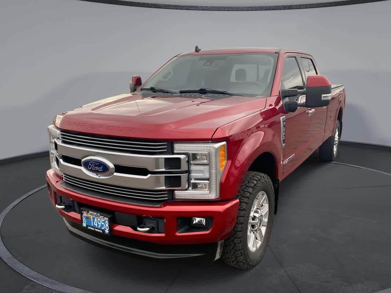 2019 Ford F-350 Super Duty Limited's photo